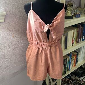 Sleeveless short jumper